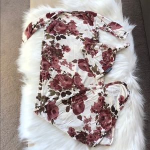 Ivory Rose Knotted Gown and Hat Set